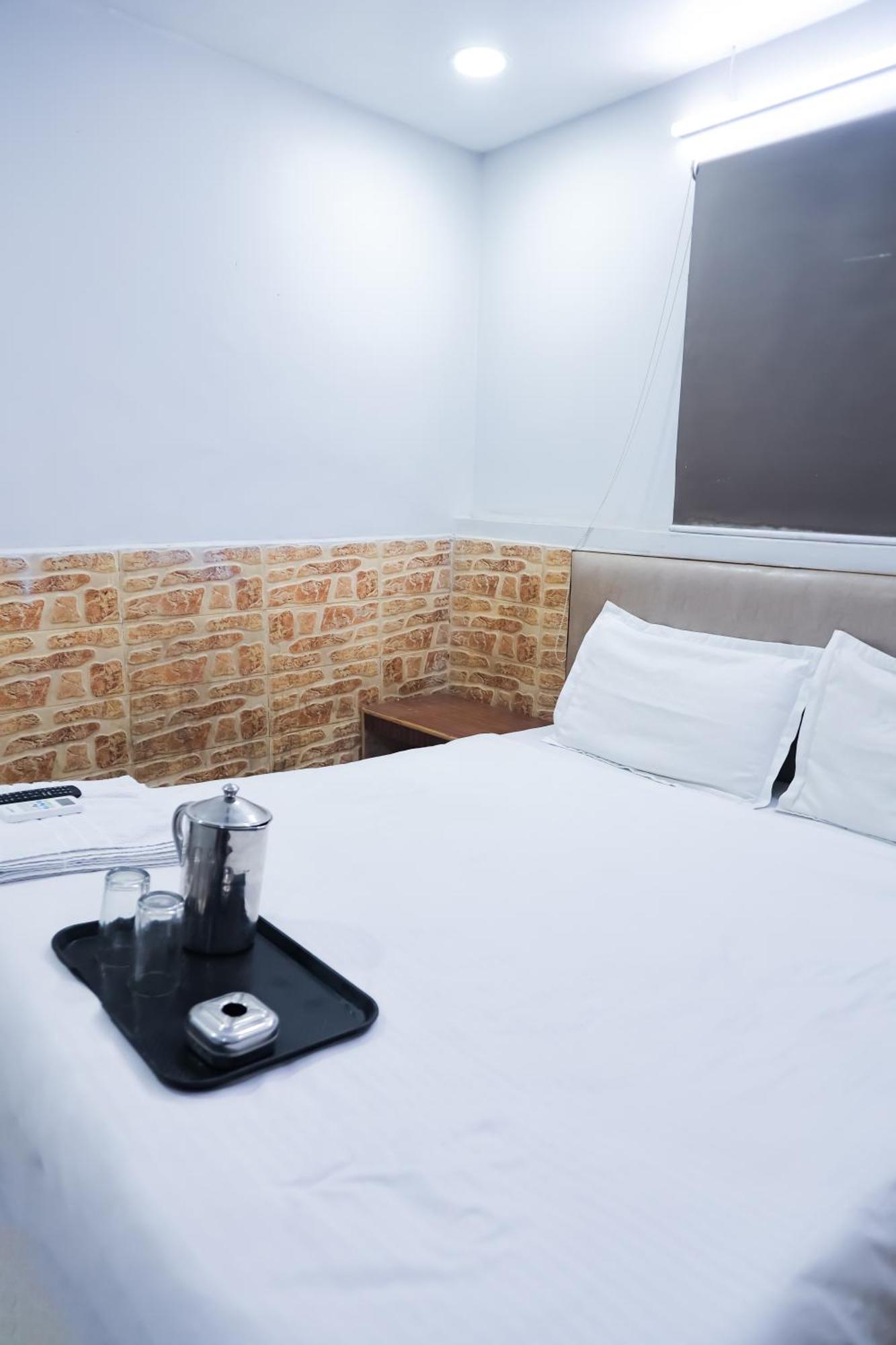 Mannat Stay Hotel - Laxmi Nagar New Delhi Luaran gambar