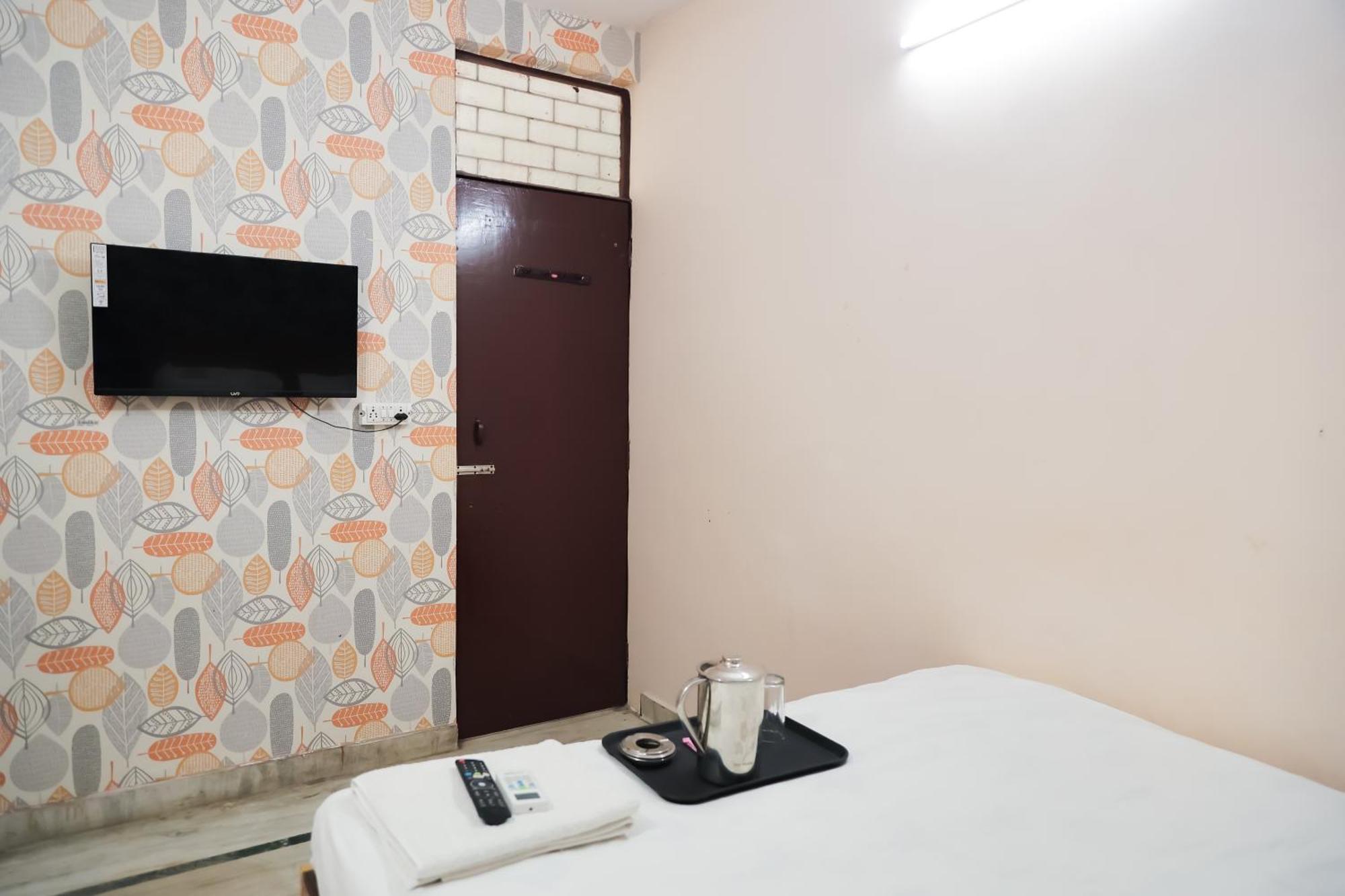 Mannat Stay Hotel - Laxmi Nagar New Delhi Luaran gambar