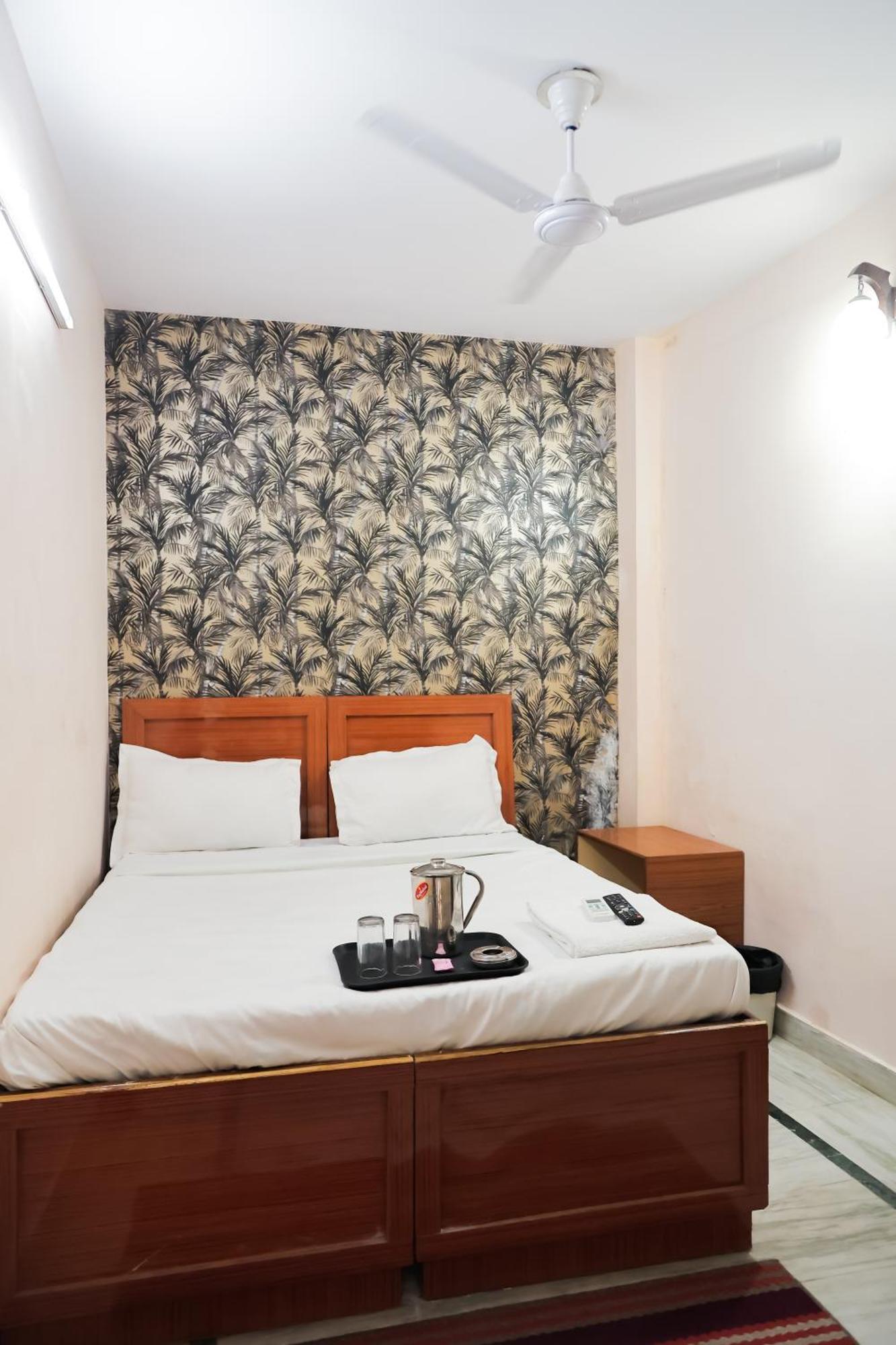 Mannat Stay Hotel - Laxmi Nagar New Delhi Luaran gambar