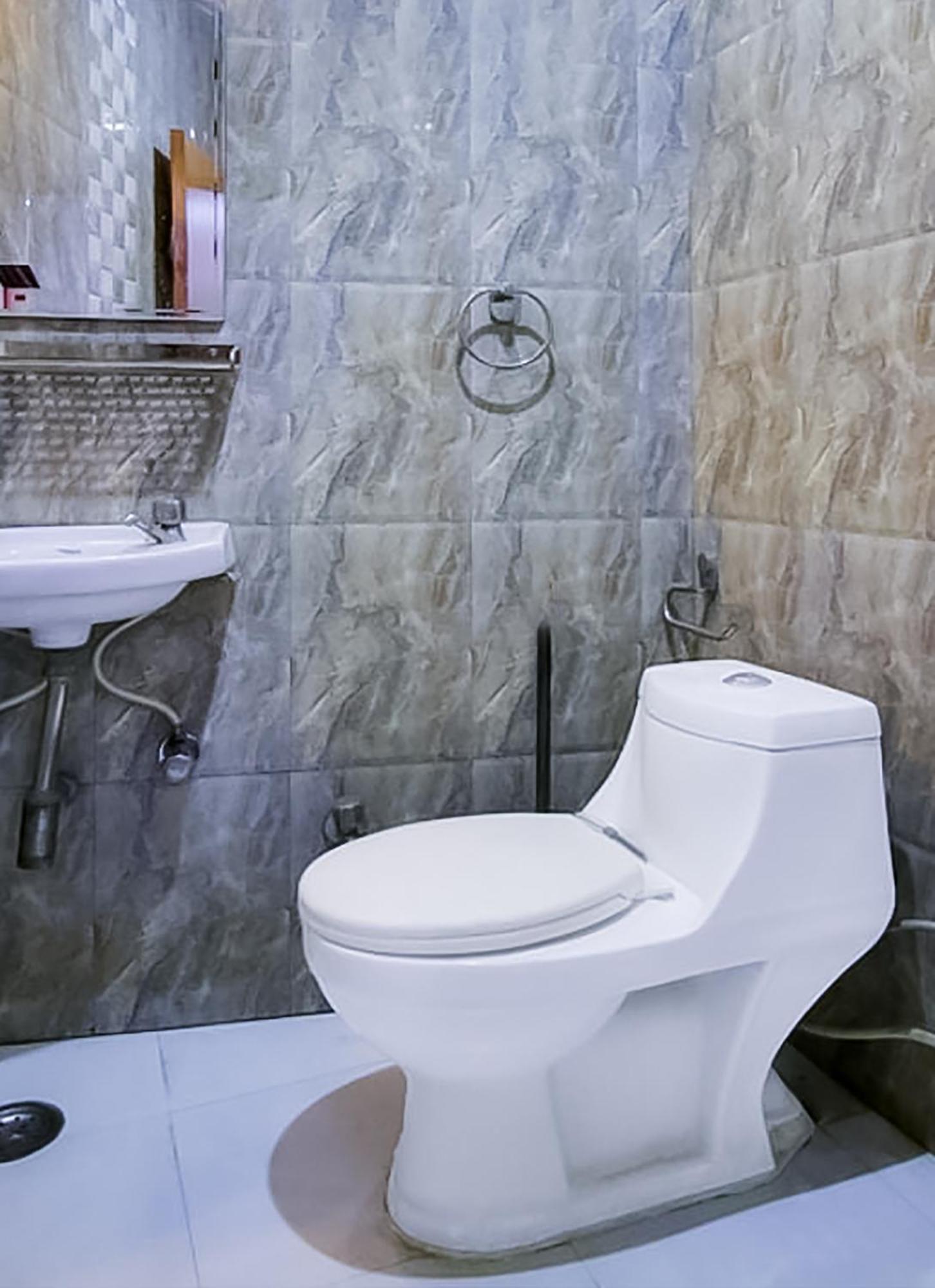 Mannat Stay Hotel - Laxmi Nagar New Delhi Luaran gambar